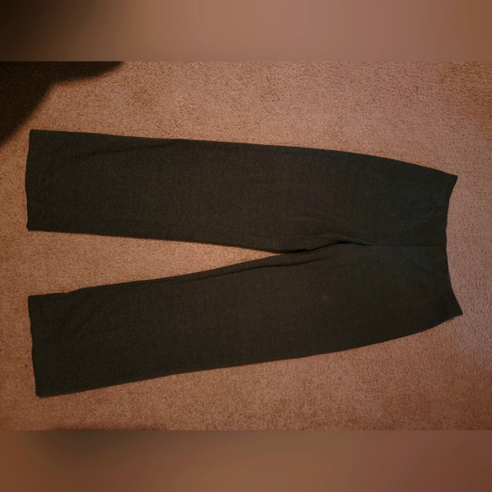 Cute grey slack ,size 10, very comfortable